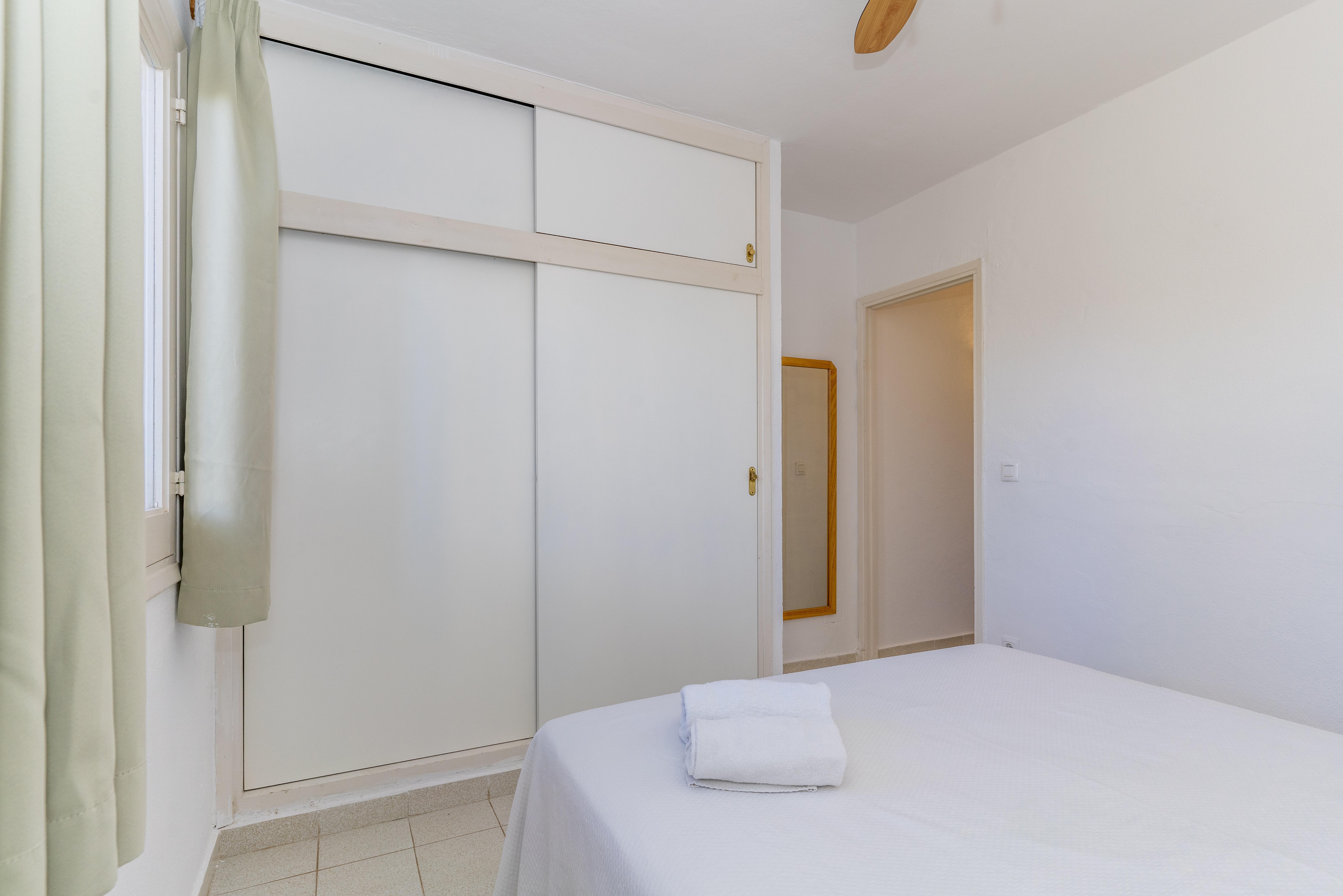 Apartamentos Ses Anneres Кала-эн-Бланес Экстерьер фото